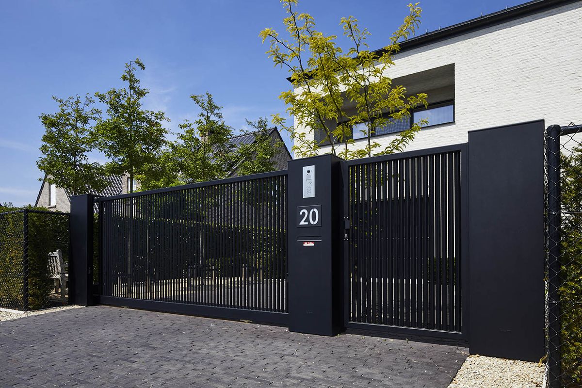 sliding gates9