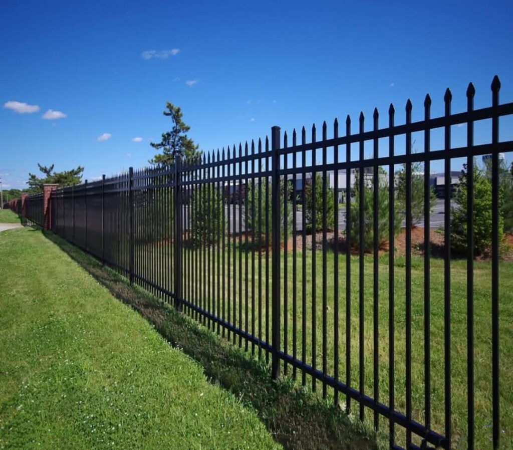 3cdea3a6-054e-4e4d-be50-21b867facdf5 Black Metal Security Fence