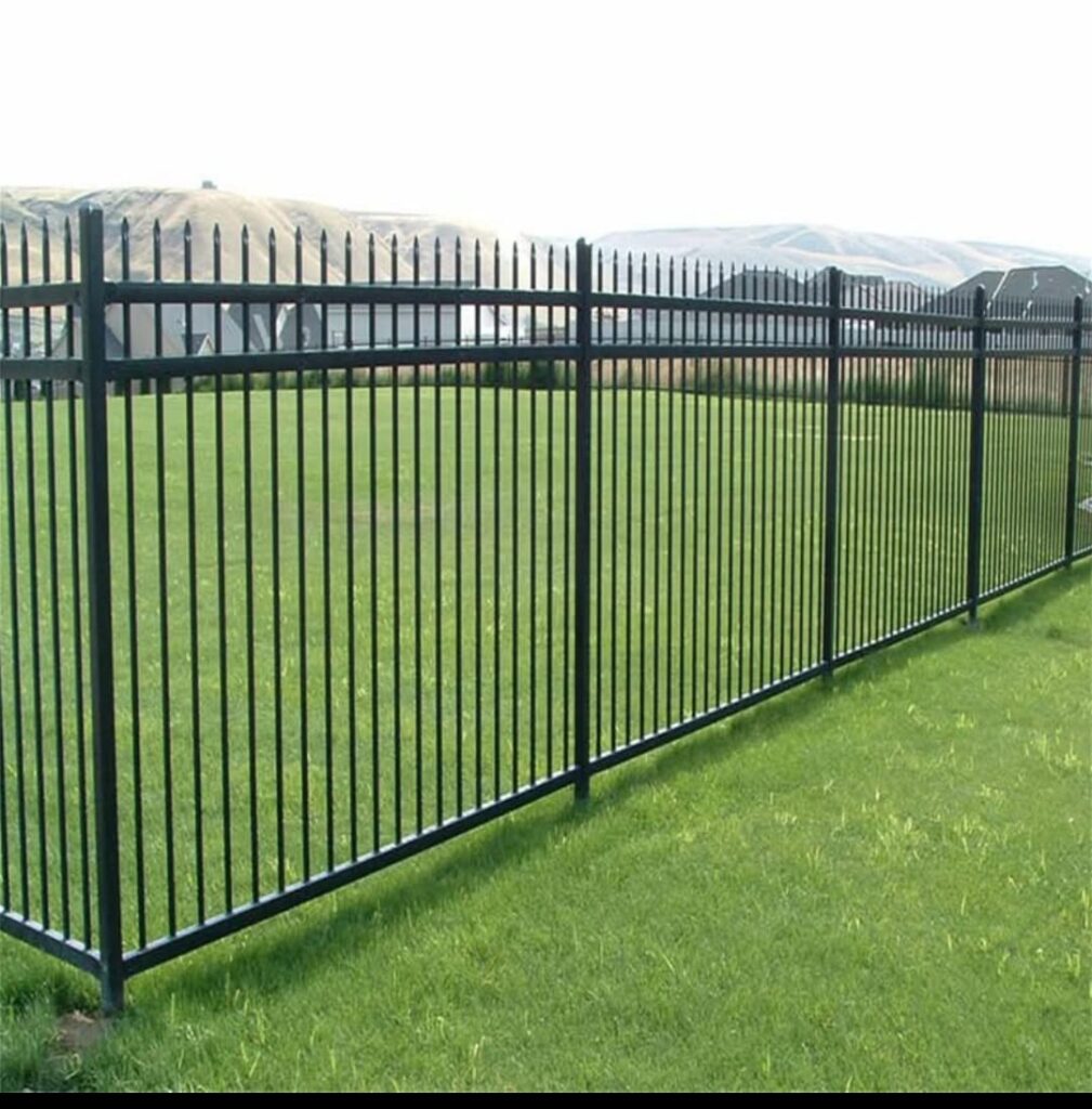 4d83dc71-da60-40d9-8b9d-586b67f066a7 Black Security Fence
