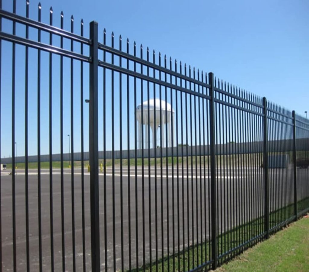 fecd0651-ef34-4f1a-a3cb-ccf3b3caf563 Black Security Fence
